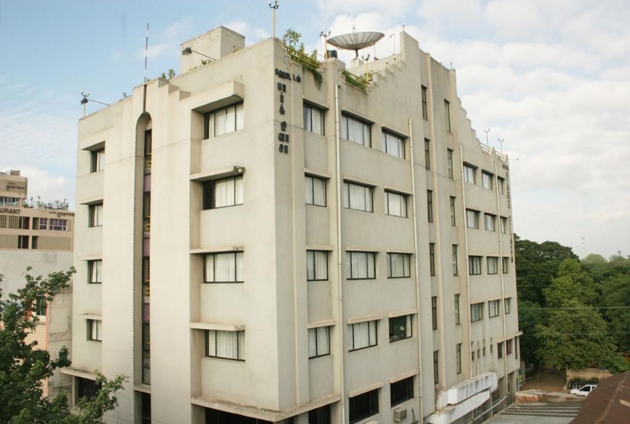 Hotel Park Plaza Мадурай Екстериор снимка