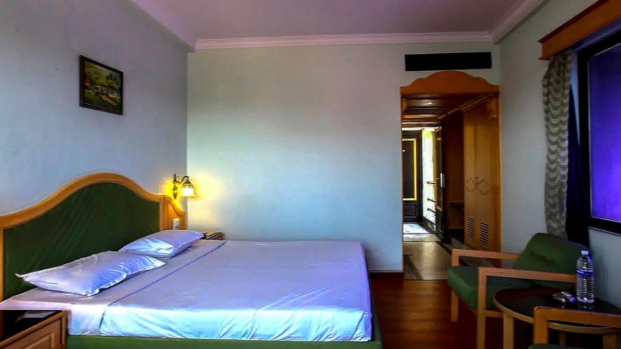 Hotel Park Plaza Мадурай Екстериор снимка