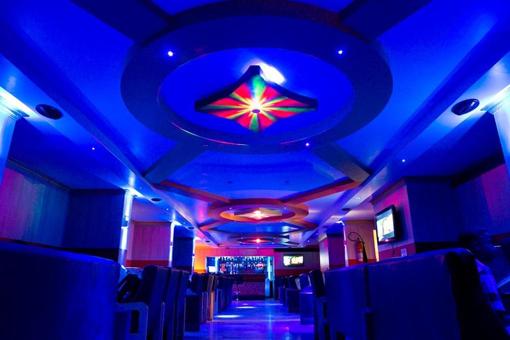 Hotel Park Plaza Мадурай Екстериор снимка